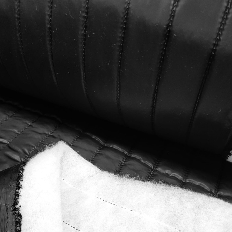 pikówka pasy wierzchnia czarna